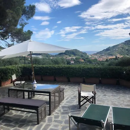 La Casa Sul Colle Nocleg ze śniadaniem 4*