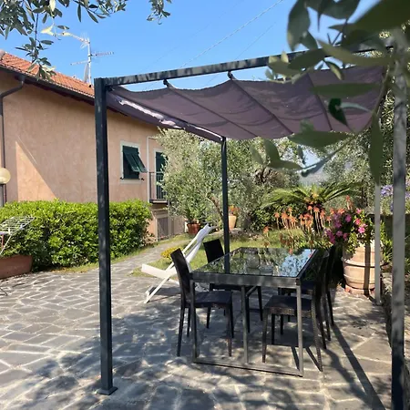 La Casa Sul Colle Alojamento de Acomodação e Pequeno-almoço 4*