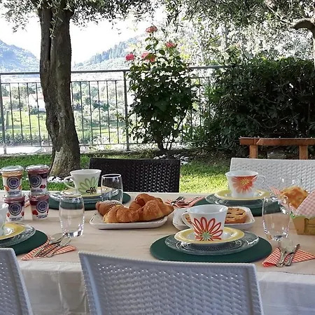 Alojamento de Acomodação e Pequeno-almoço La Casa Sul Colle 4*